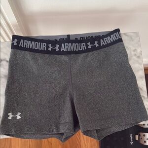 Under Armour Gray Athletic Shorts Moisture-Wicking Performance